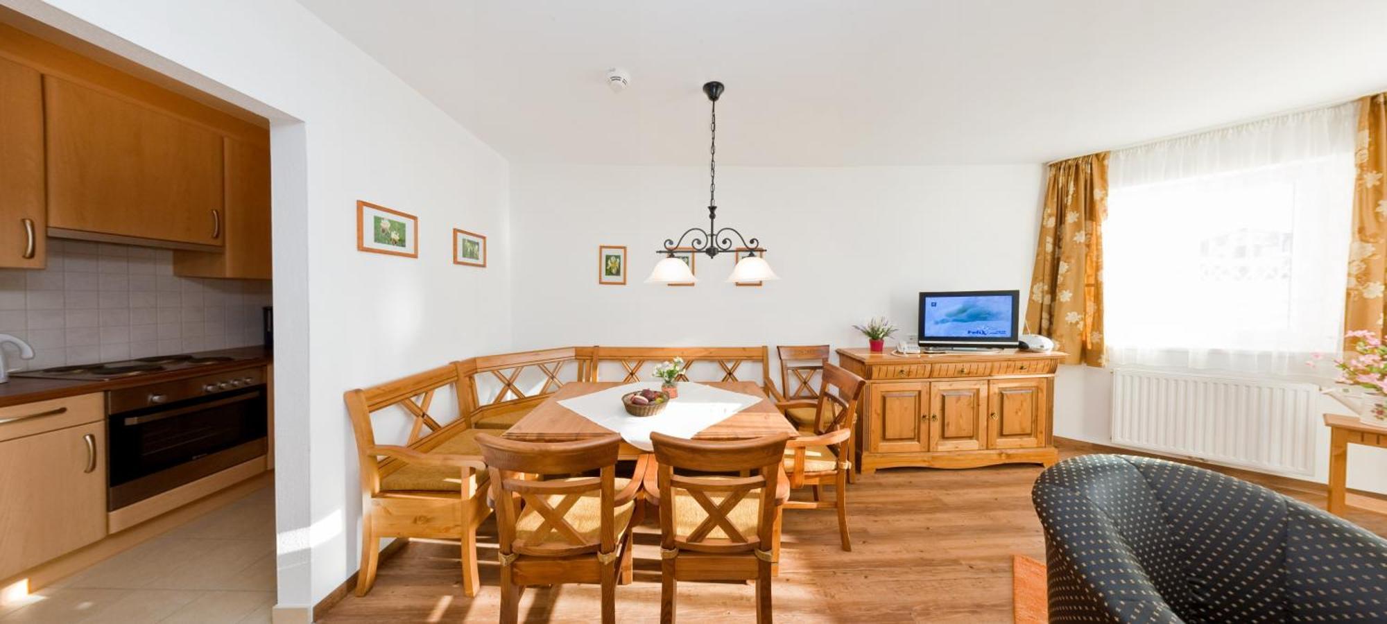 Flat Hotel Seefeld in Tirol Room photo